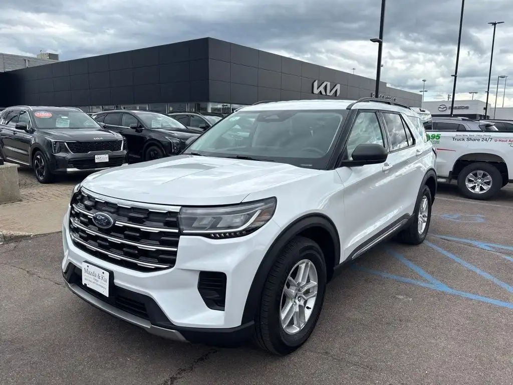 2025 Ford Explorer Active 4WD (PL535)'s photo