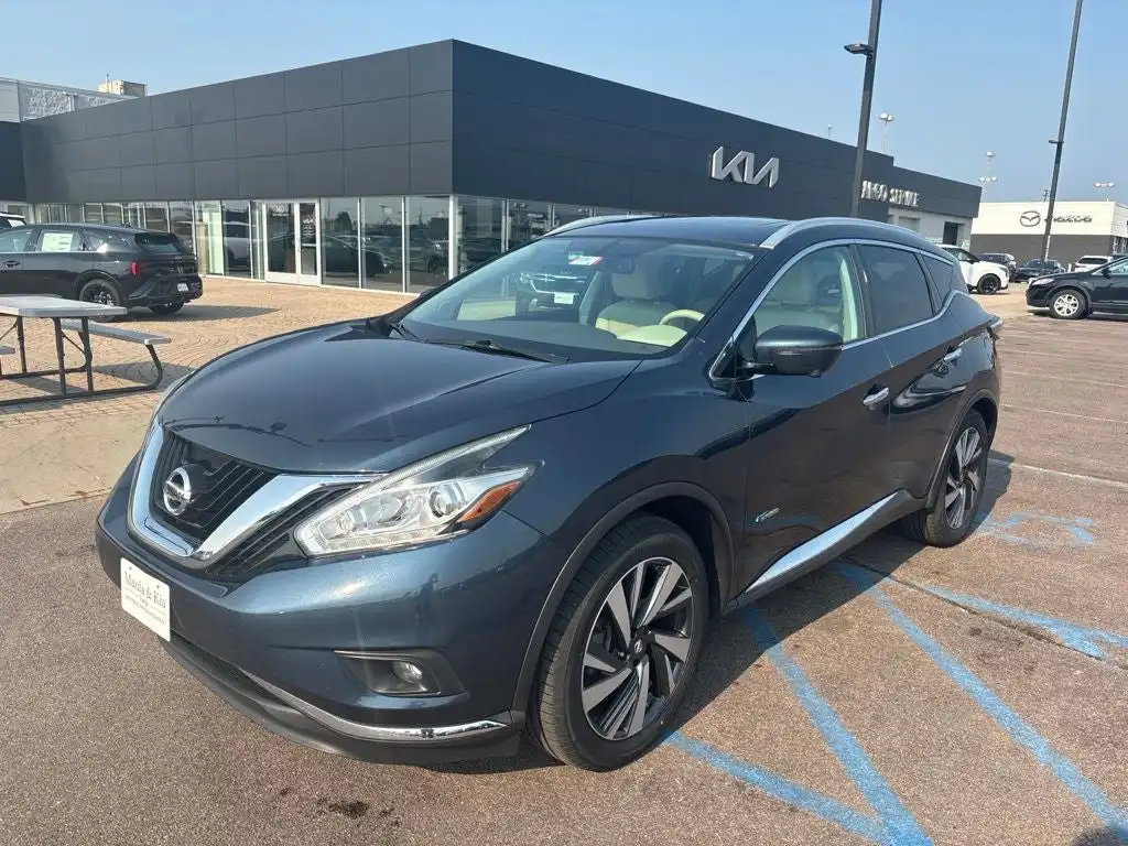 2016 Nissan Murano Platinum HEV FWD's photo