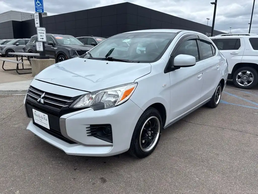 2024 Mitsubishi Mirage ES CVT's photo