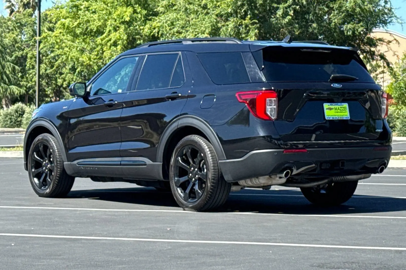 2024 Ford Explorer ST-LINE 4WD photo 3