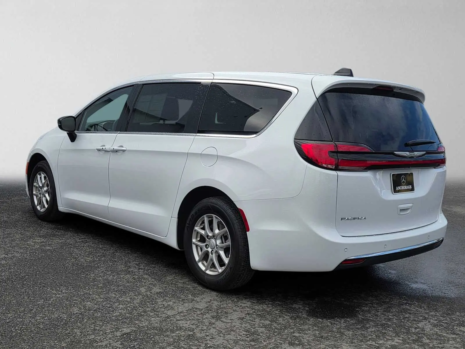 2025 Chrysler Pacifica Select photo 5
