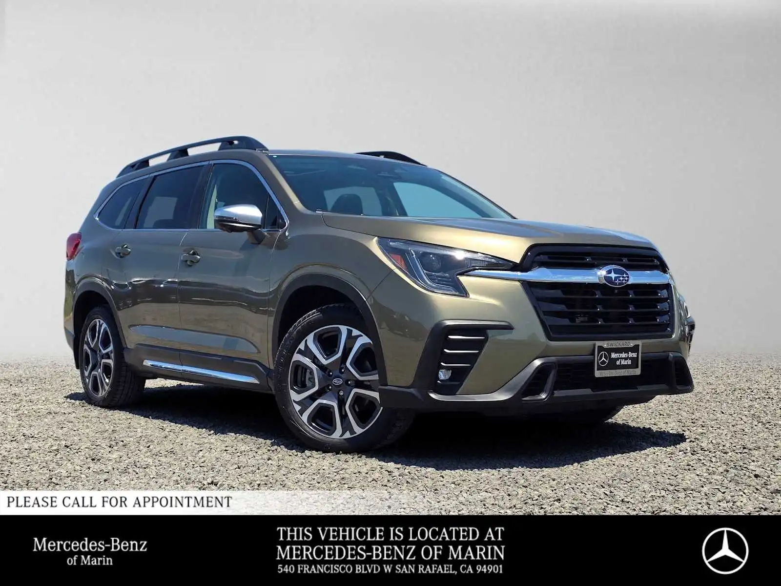 2023 Subaru Ascent Limited 8 Passenger's photo