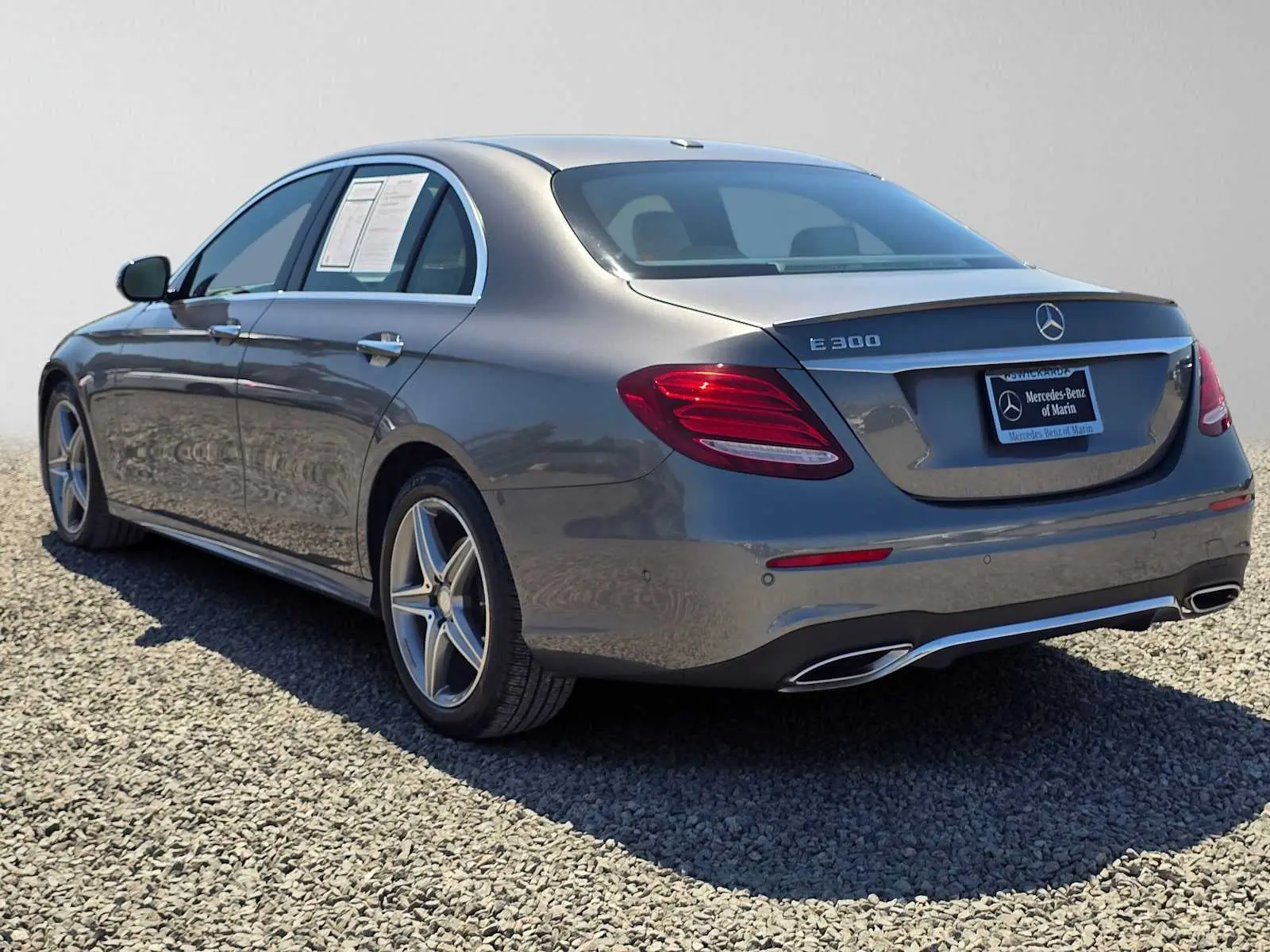 2017 Mercedes-Benz E-Class E300 photo 5