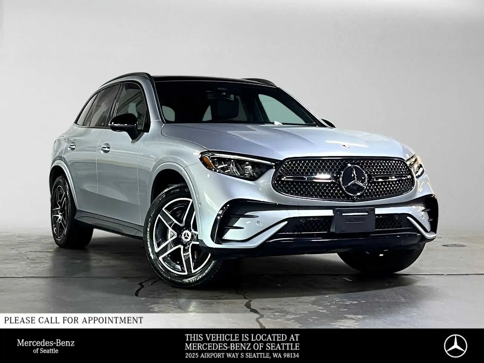 2023 Mercedes-Benz GLC GLC300 4MATIC's photo