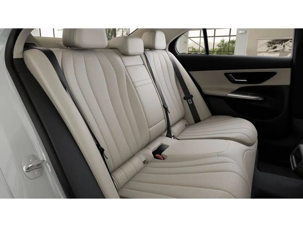 2026 Mercedes-Benz E-Class E350 4MATIC photo 5