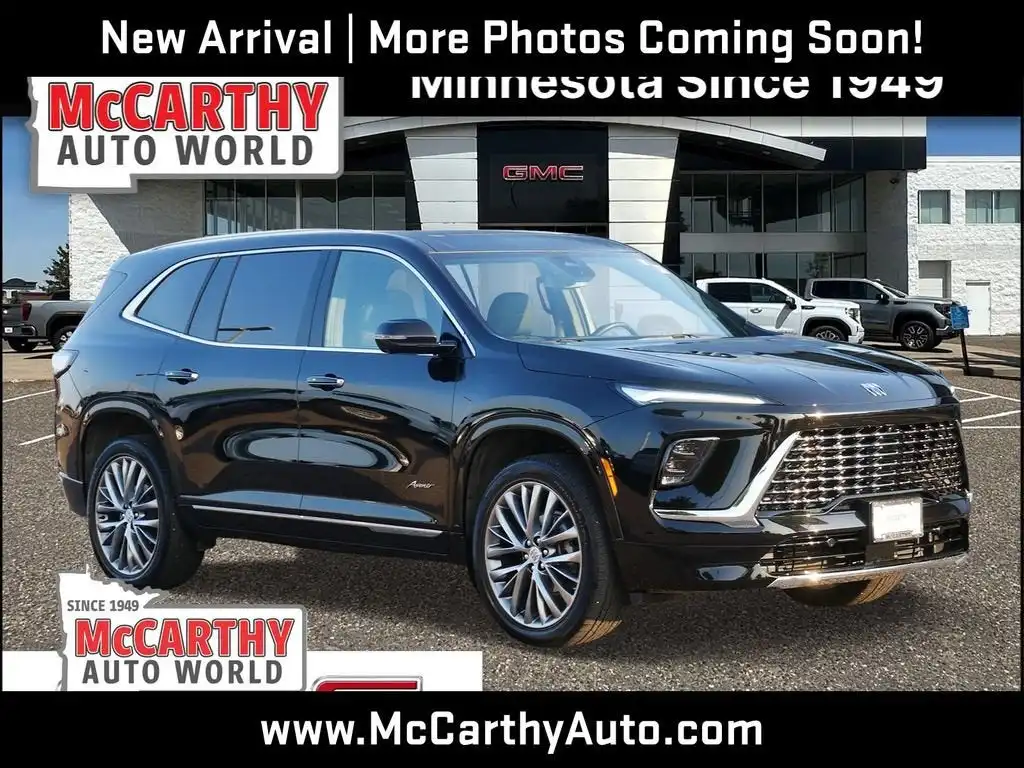 2025 Buick Enclave Avenir AWD's photo