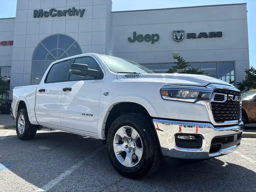 2027 RAM 1500 Big Horn/Lone Star 4WD Crew Cab 5'7's photo
