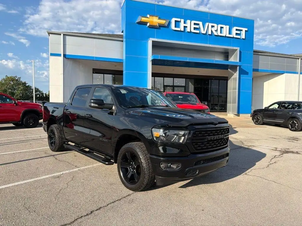 2023 RAM 1500 Big Horn/Lone Star 4WD Crew Cab 5'7's photo