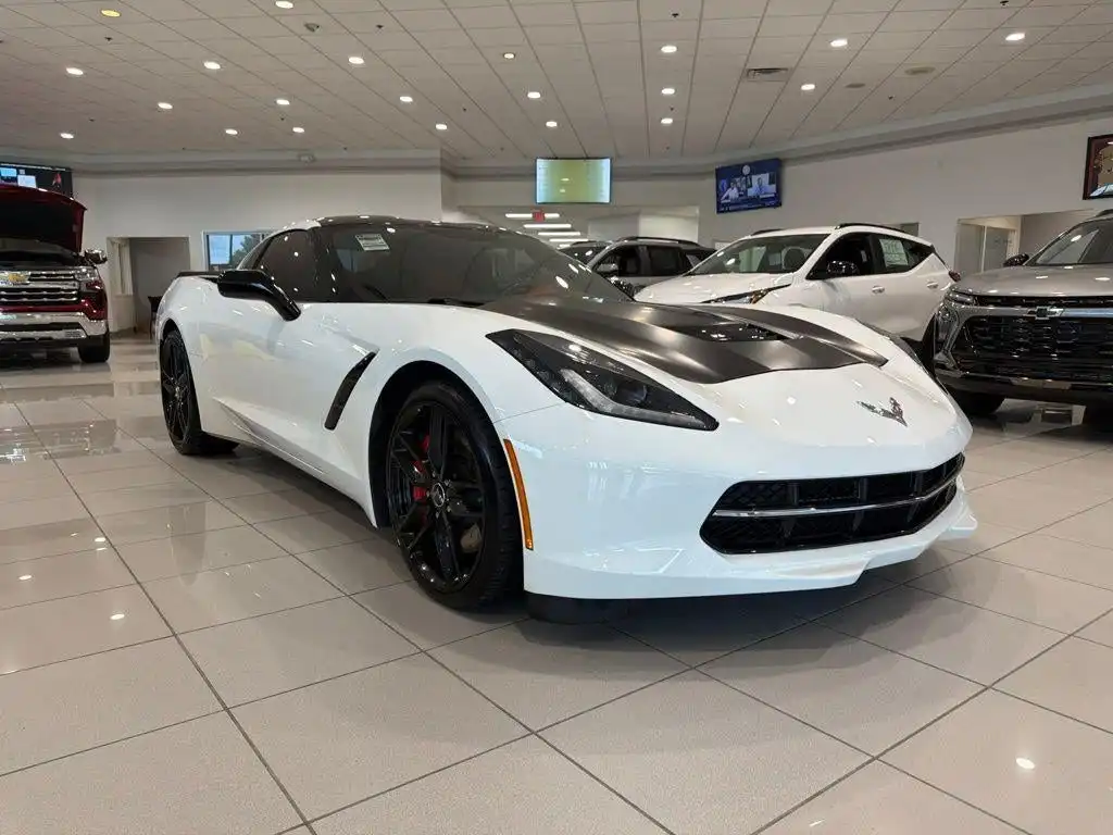 2014 Chevrolet Corvette Stingray Coupe w/Z51's photo
