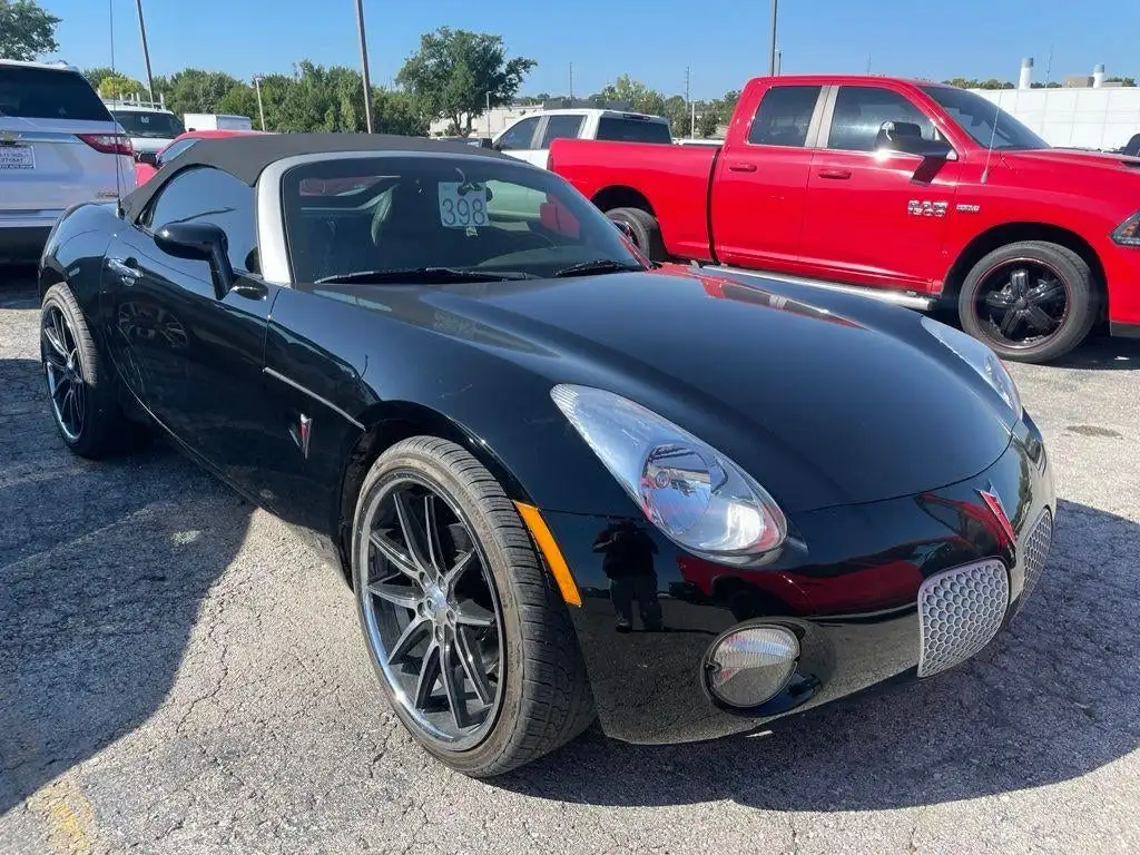 2007 Pontiac Solstice Base's photo