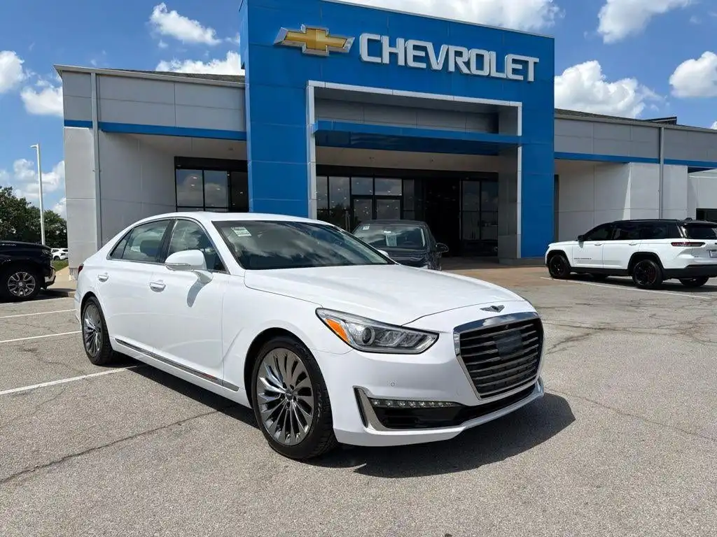 2019 Genesis G90 5.0 Ultimate AWD's photo