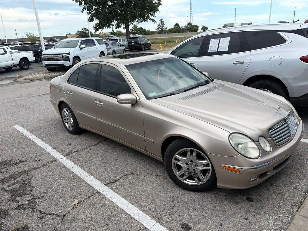 2003 Mercedes-Benz E-Class E320's photo
