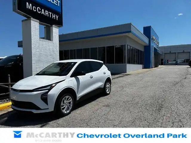 2027 Chevrolet Bolt EV LT Auto's photo