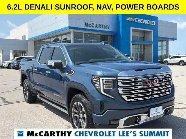 2025 GMC Sierra 4WD Crew Cab Short Box Denali's photo