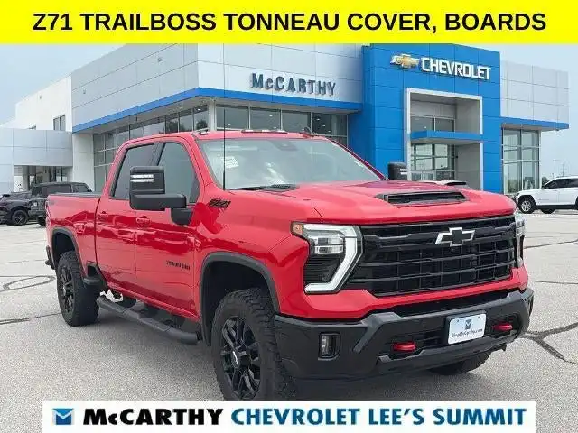 2025 Chevrolet Silverado HD LT 4WD Crew Cab Standard Box's photo