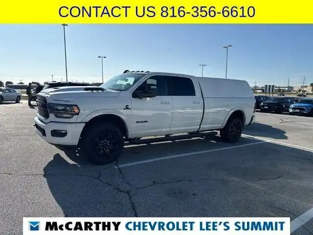 2023 RAM 3500 Limited 4WD Crew Cab LWB's photo