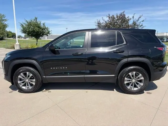 2026 Chevrolet Equinox LT 1.5T photo 5