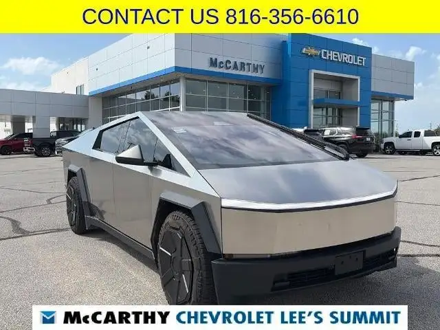 2024 Tesla Cybertruck AWD's photo