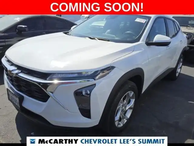 2024 Chevrolet Trax LS's photo