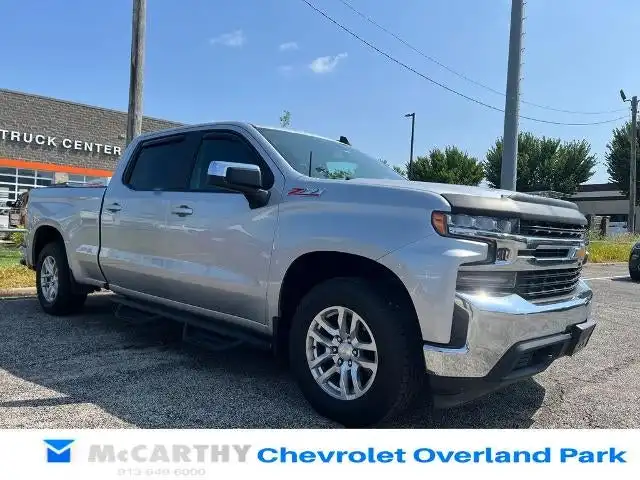 2020 Chevrolet Silverado 1500 LT 4X4 Crew Cab Standard Box's photo