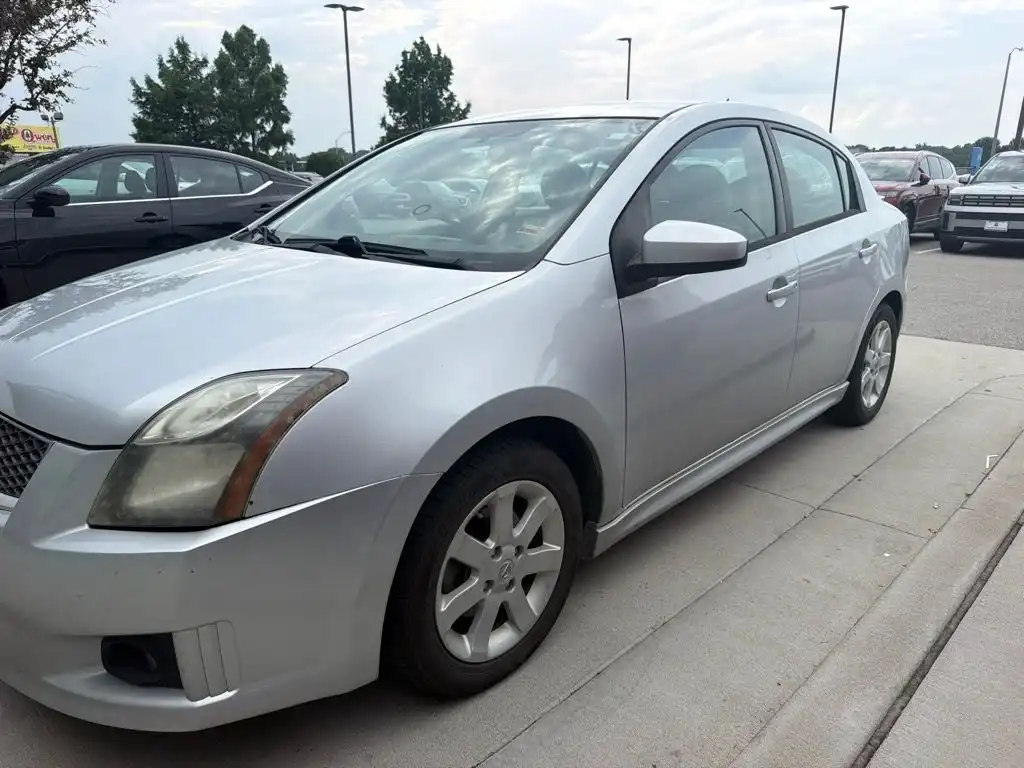 2012 Nissan Sentra 2.0 SR CVT's photo