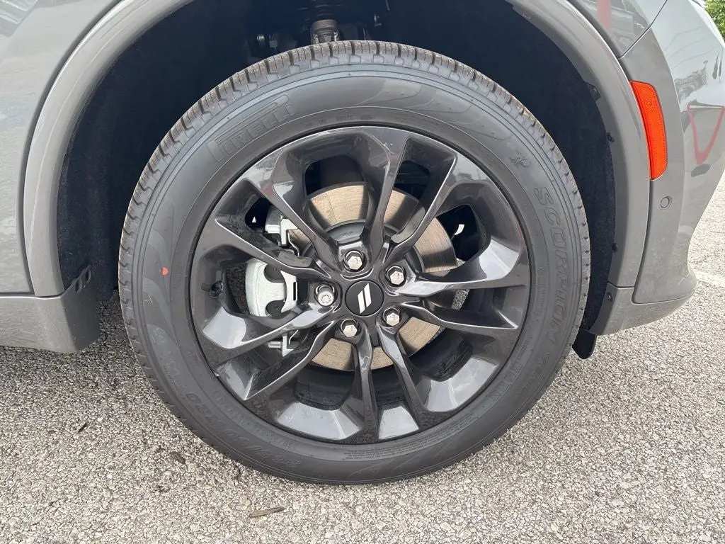 2026 Dodge Durango GT Plus AWD photo 4