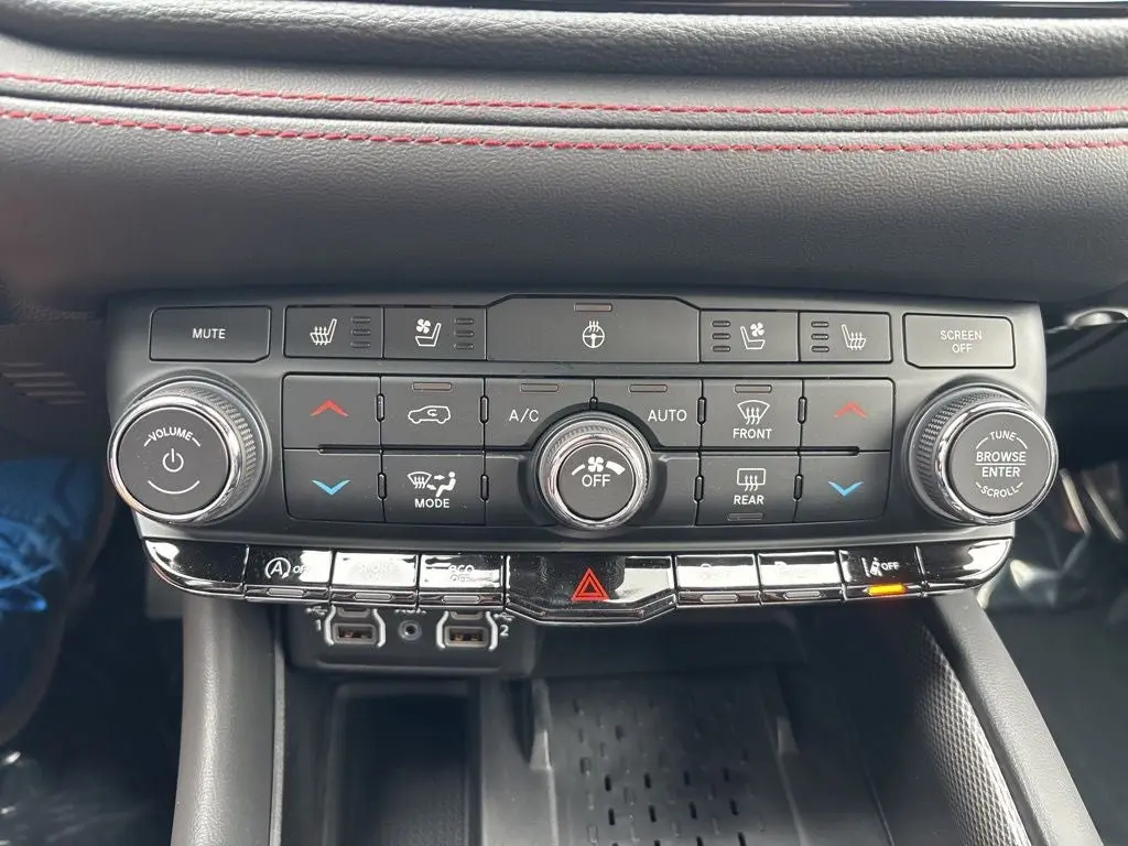 2026 Dodge Durango GT Plus AWD photo 5