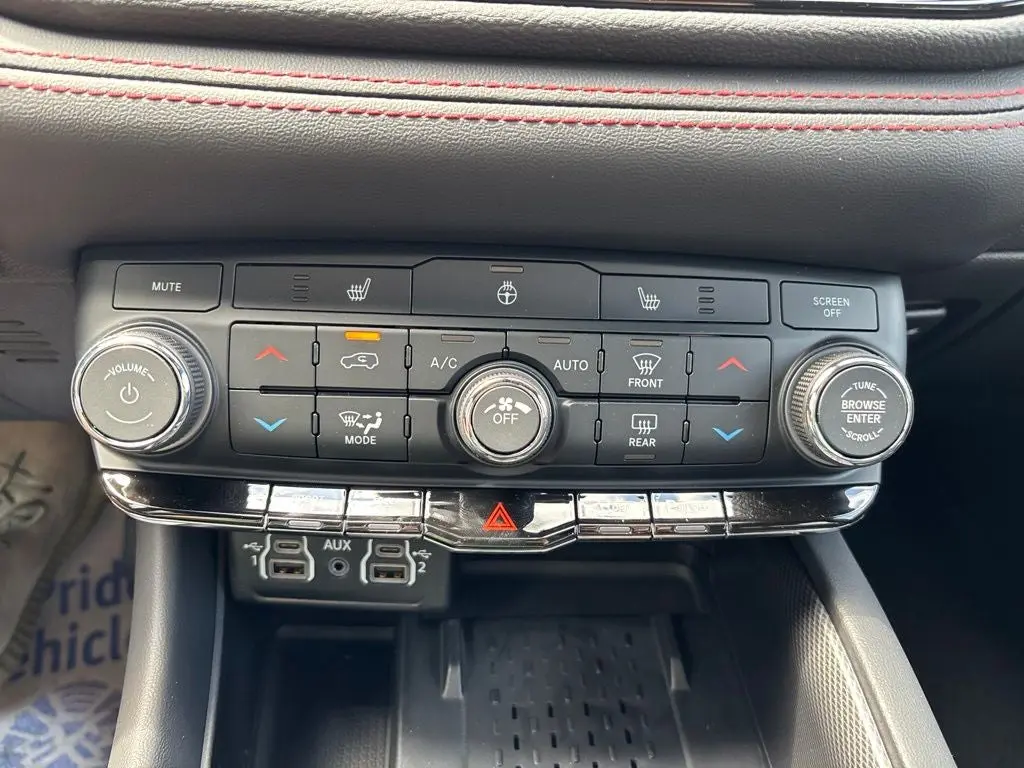 2026 Dodge Durango GT HEMI V8 AWD photo 5
