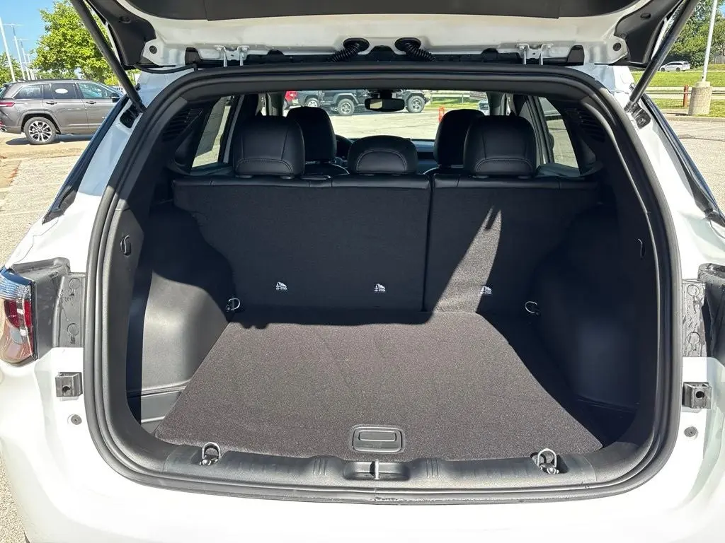2026 Jeep Compass Altitude 4X4 photo 3