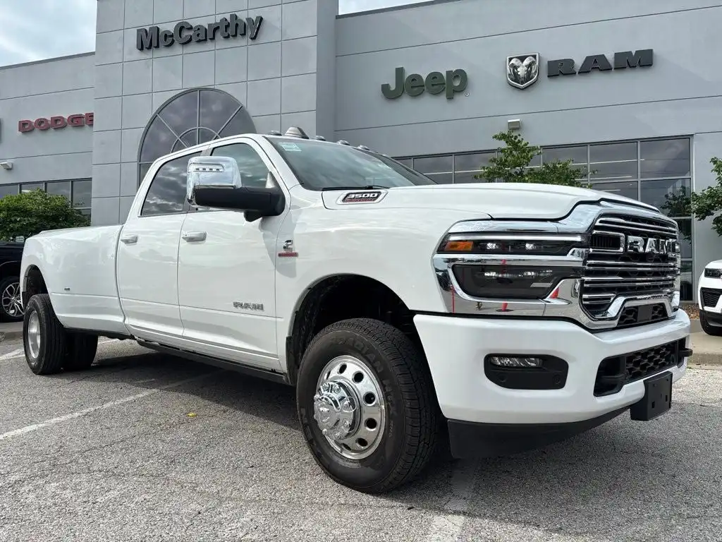 2026 RAM 3500 Laramie 4X4 Crew Cab LWB's photo