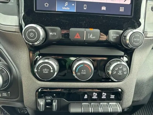2026 RAM 1500 Warlock 4x4 Crew Cab 5'7 photo 4