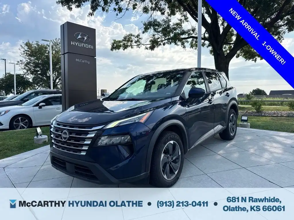2025 Nissan Rogue SV FWD's photo