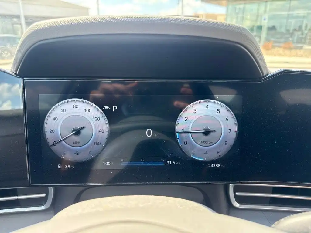 2023 Hyundai Elantra 2.0 SEL IVT's photo