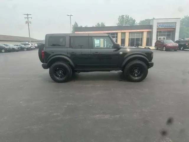 2026 Ford Bronco Big Bend 4x4 photo 4