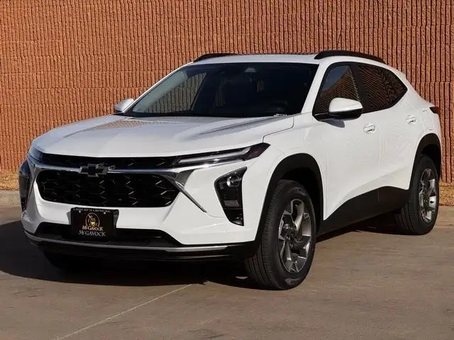 2026 Chevrolet Trax LT's photo