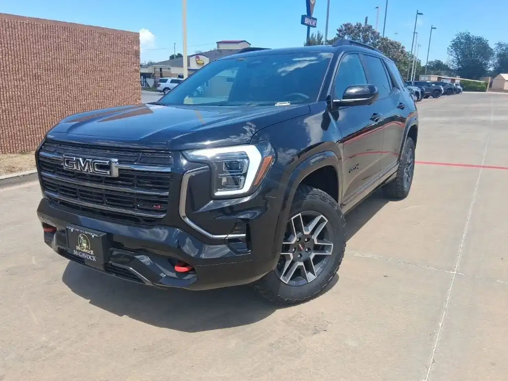 2026 GMC Terrain AT4 AWD's photo