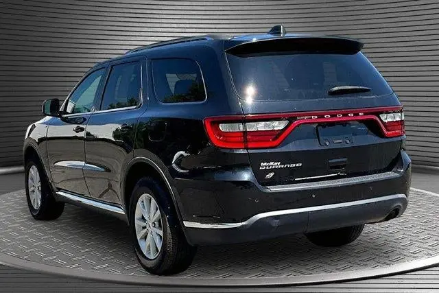 2021 Dodge Durango SXT Plus AWD photo 4