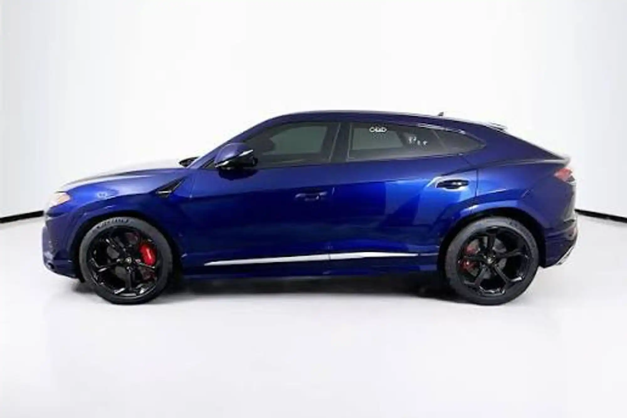 2019 Lamborghini Urus 4.0 V8's photo