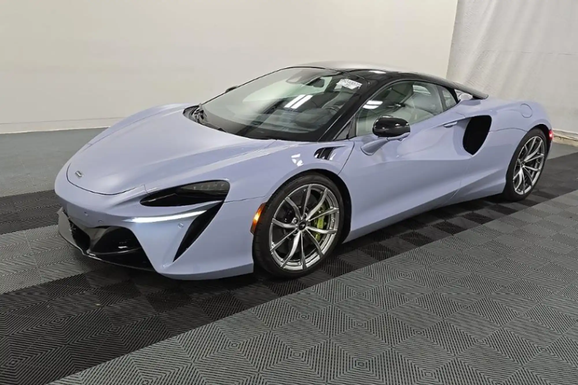 2023 McLaren Artura 3.0 Vision's photo