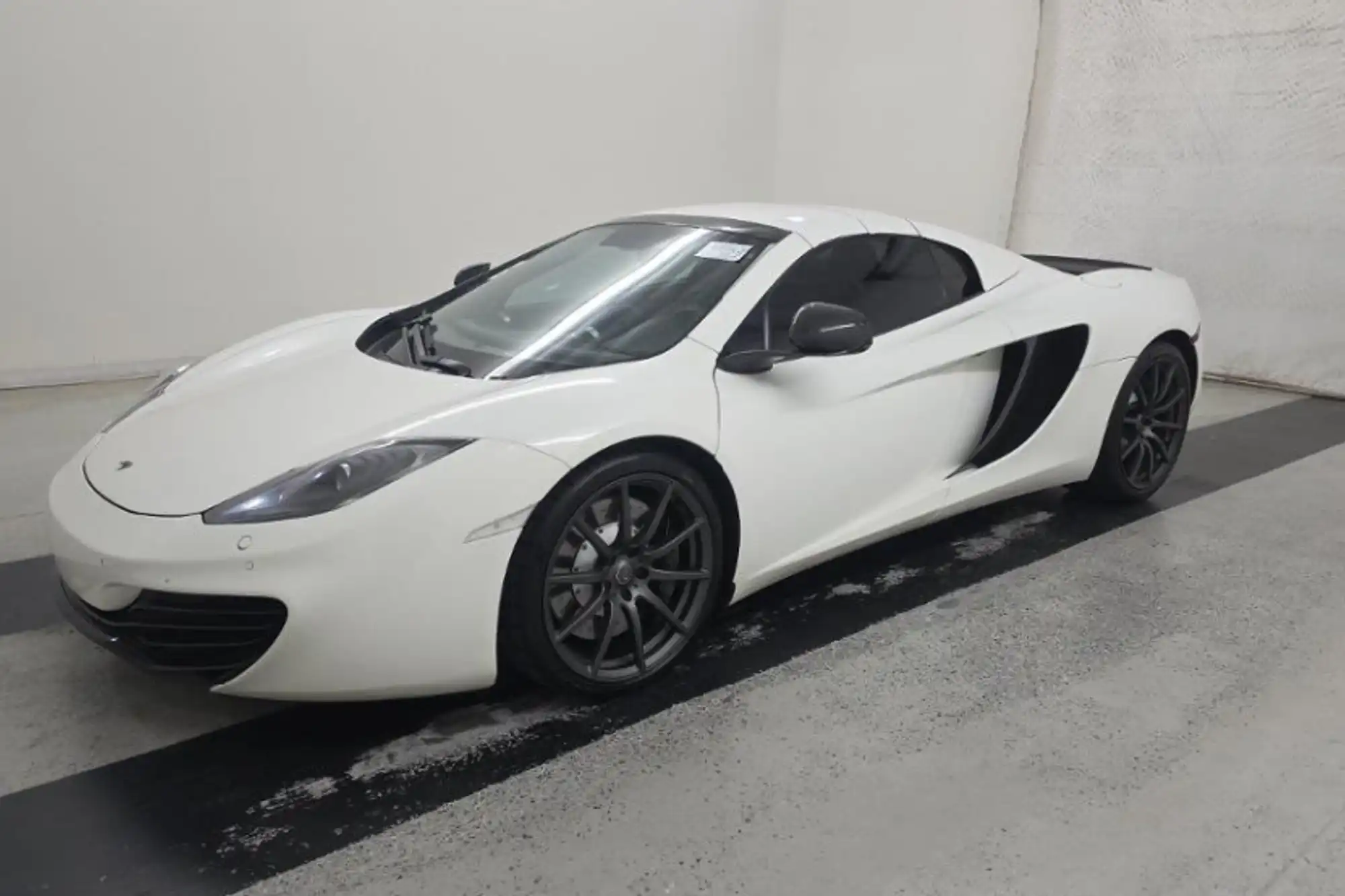 2014 McLaren MP4-12C Spider's photo