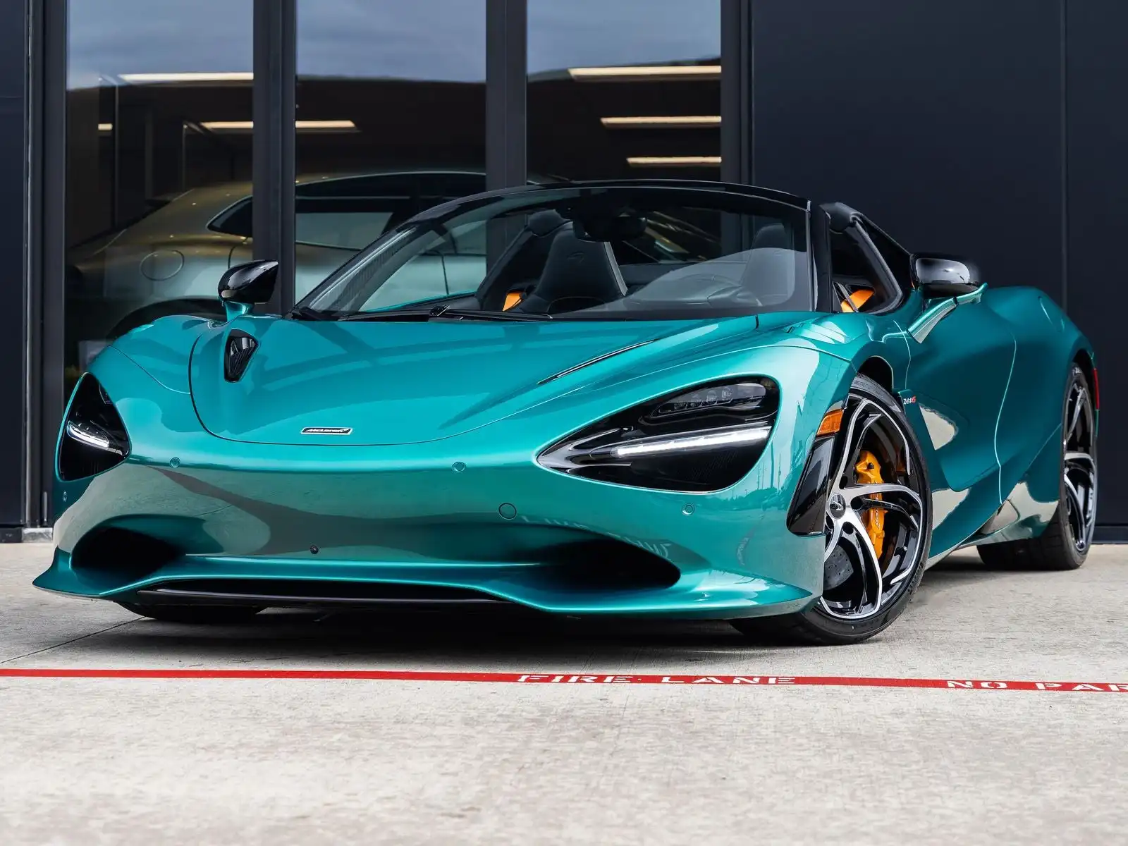 2027 McLaren 750S 4.0 V8 Spider's photo