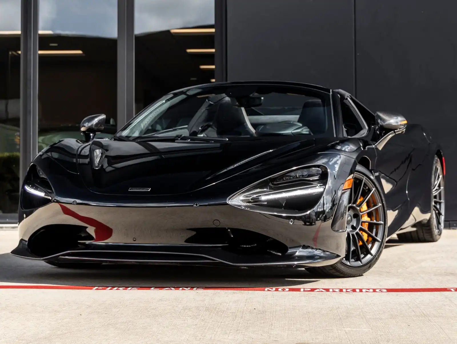 2027 McLaren 750S 4.0 V8 Spider's photo