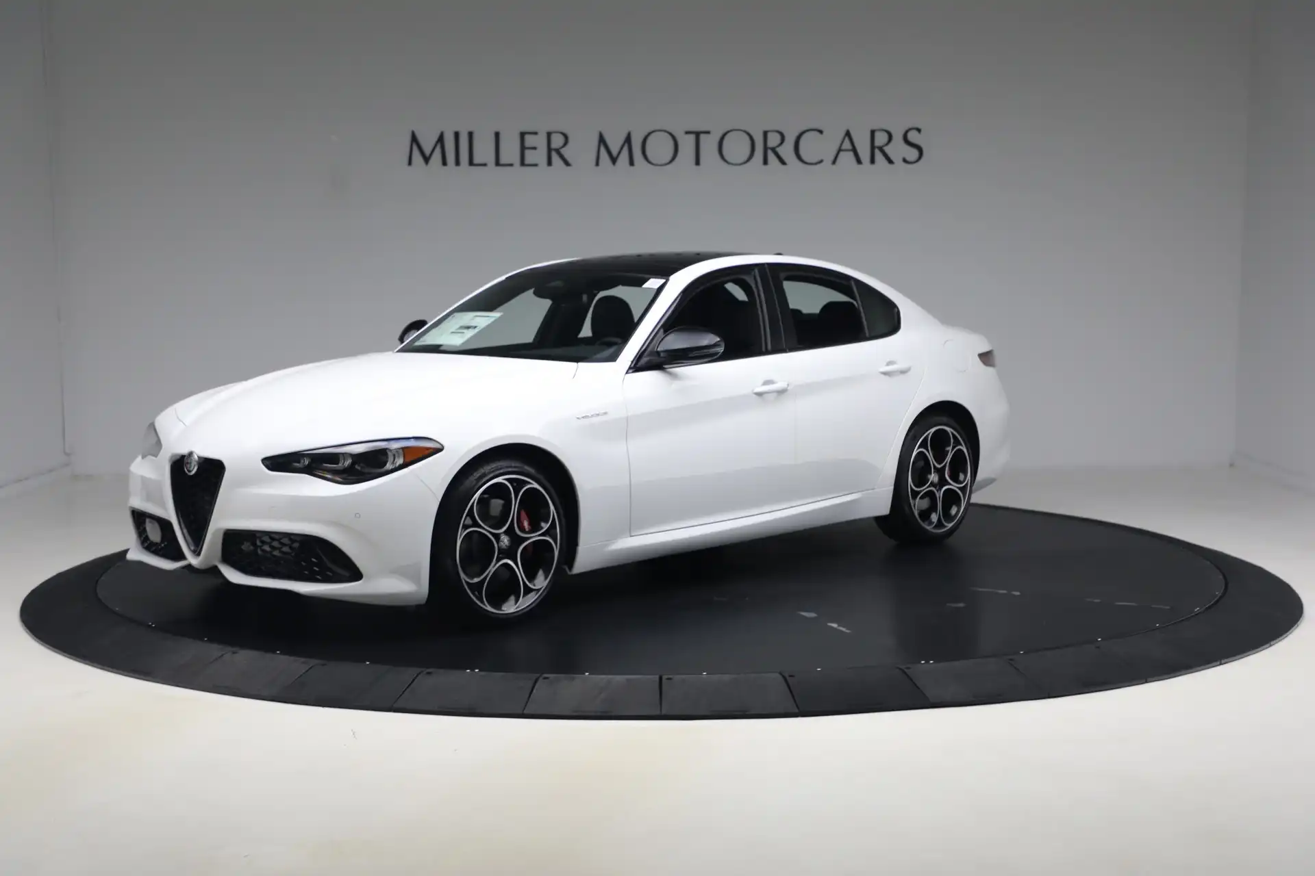 2026 Alfa Romeo Giulia AWD's photo