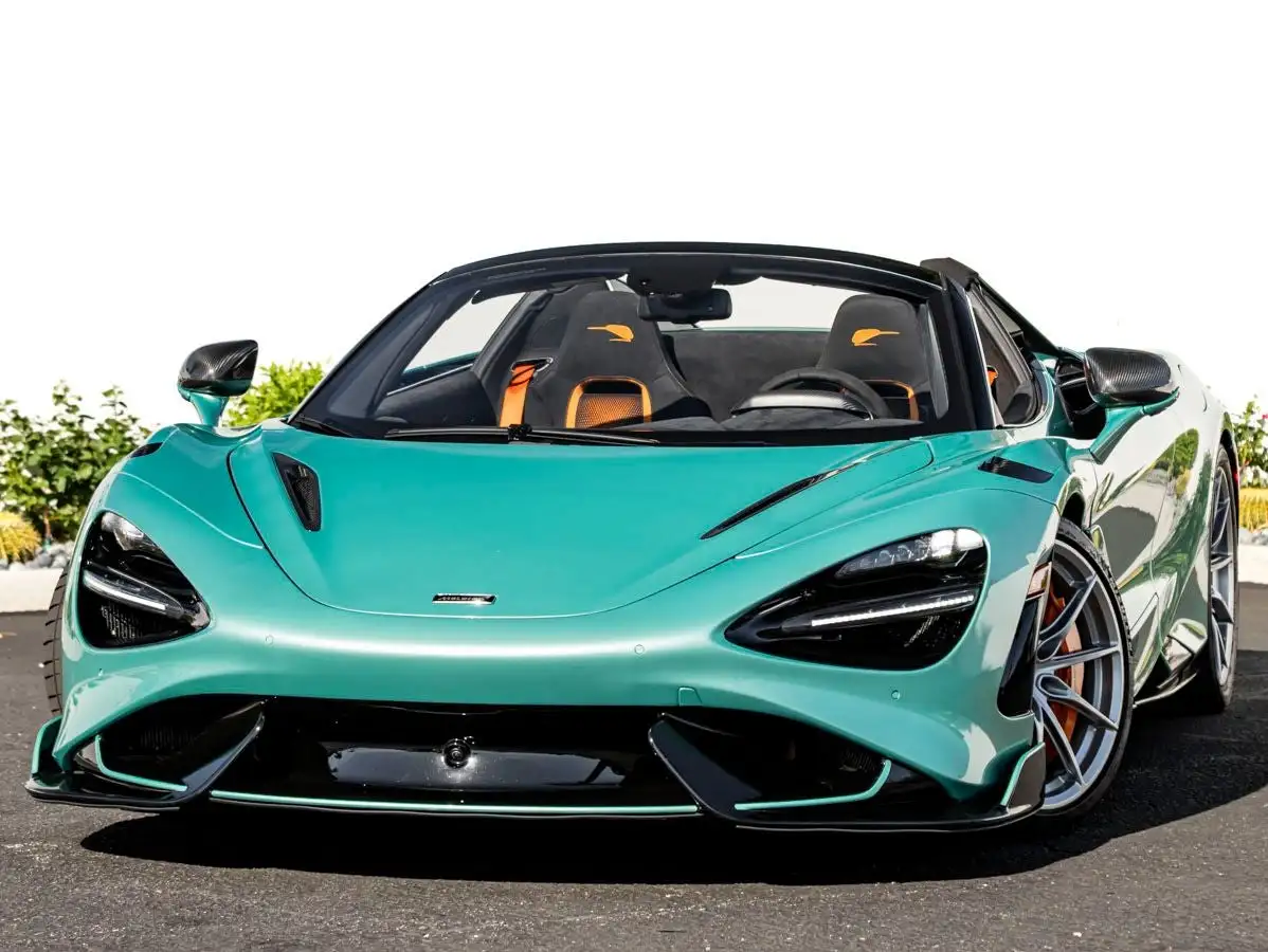 2022 McLaren 765LT Base's photo