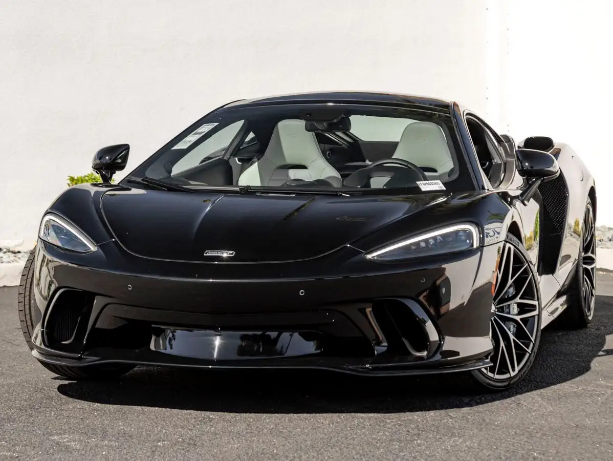 2026 McLaren GTS Base photo 1