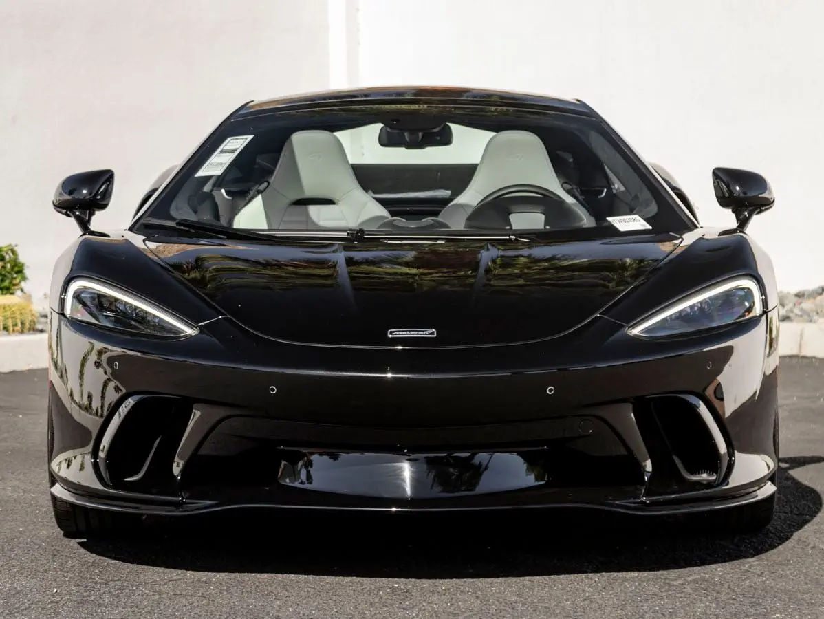 2026 McLaren GTS Base photo 3