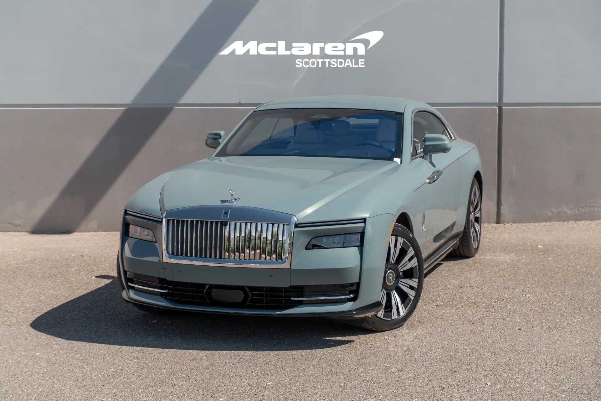 2024 Rolls-Royce Spectre Base's photo