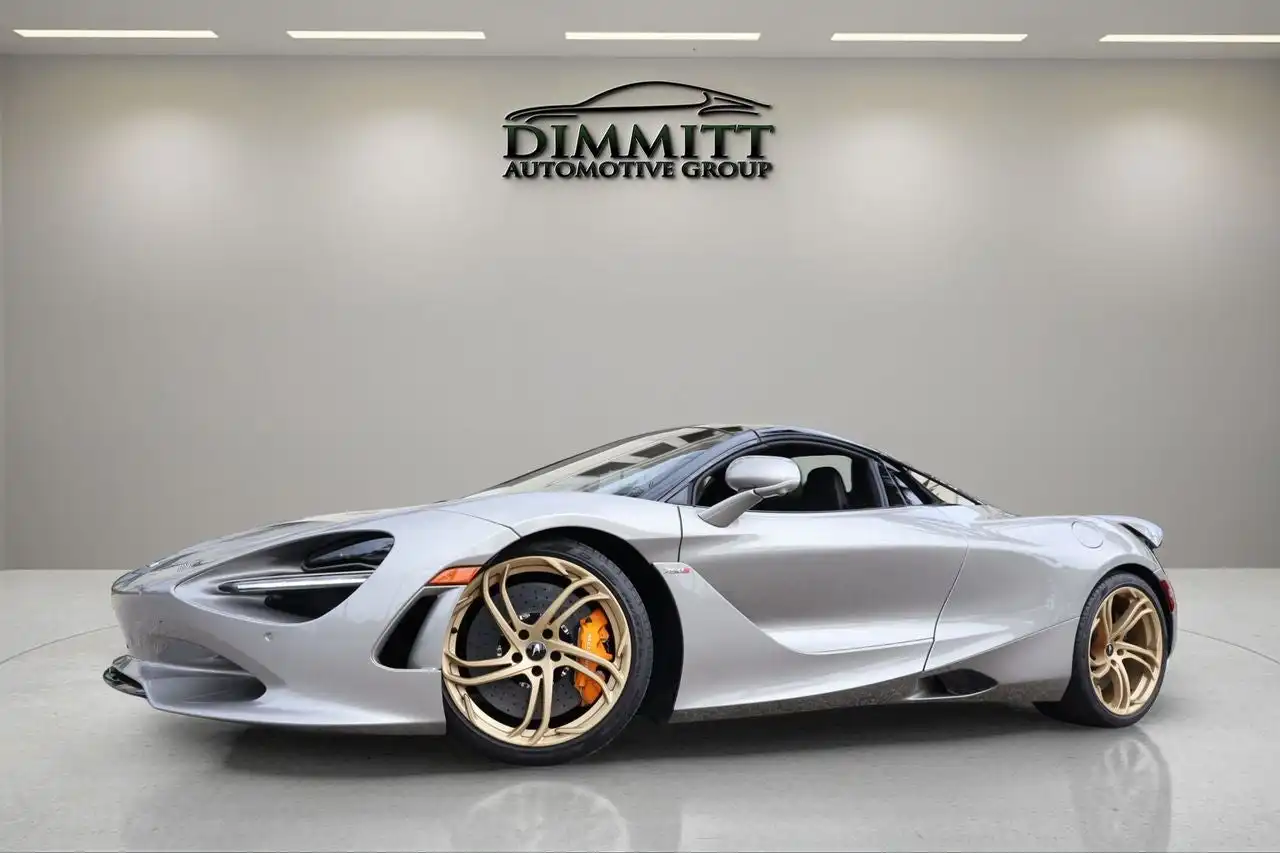 2025 McLaren 750S 4.0 V8 Spider's photo