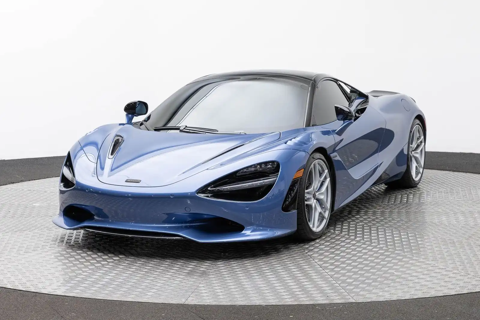 2026 McLaren 750S 4.0 V8 Spider's photo