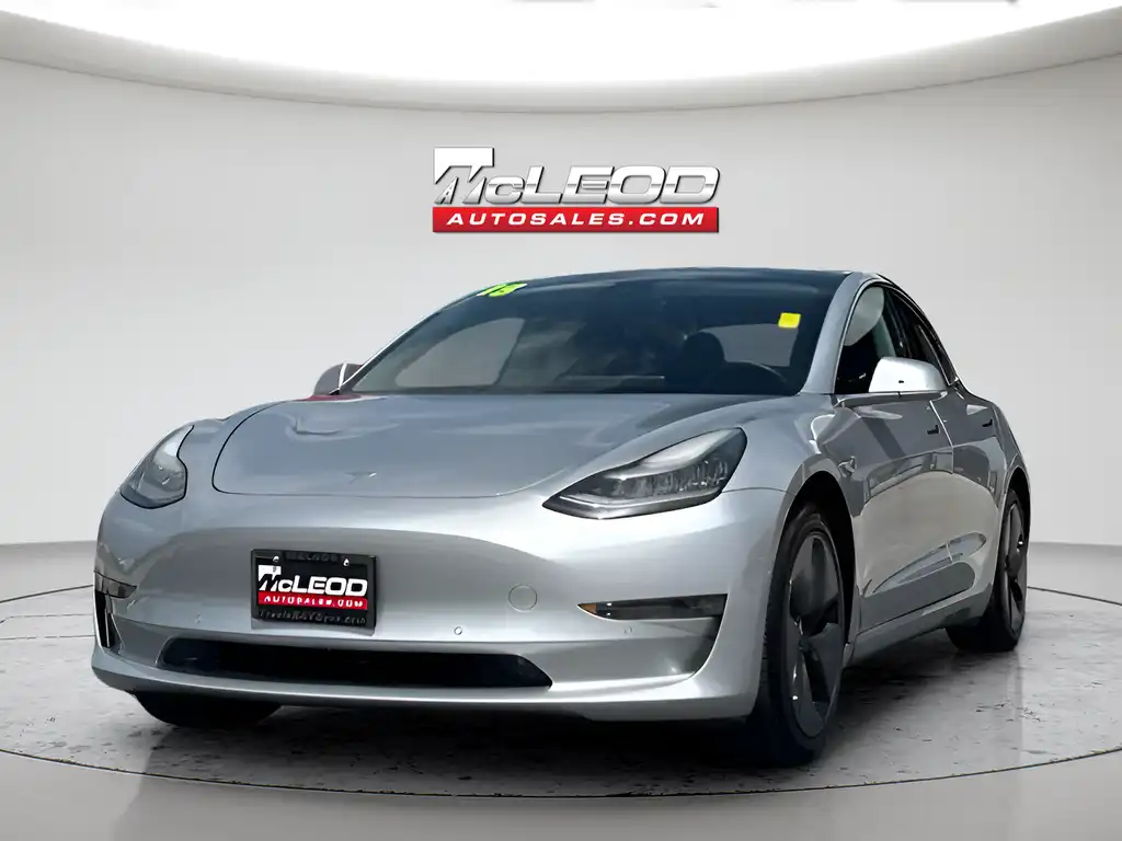 2018 Tesla Model 3 Long Range Dual Motor All-Wheel Drive's photo